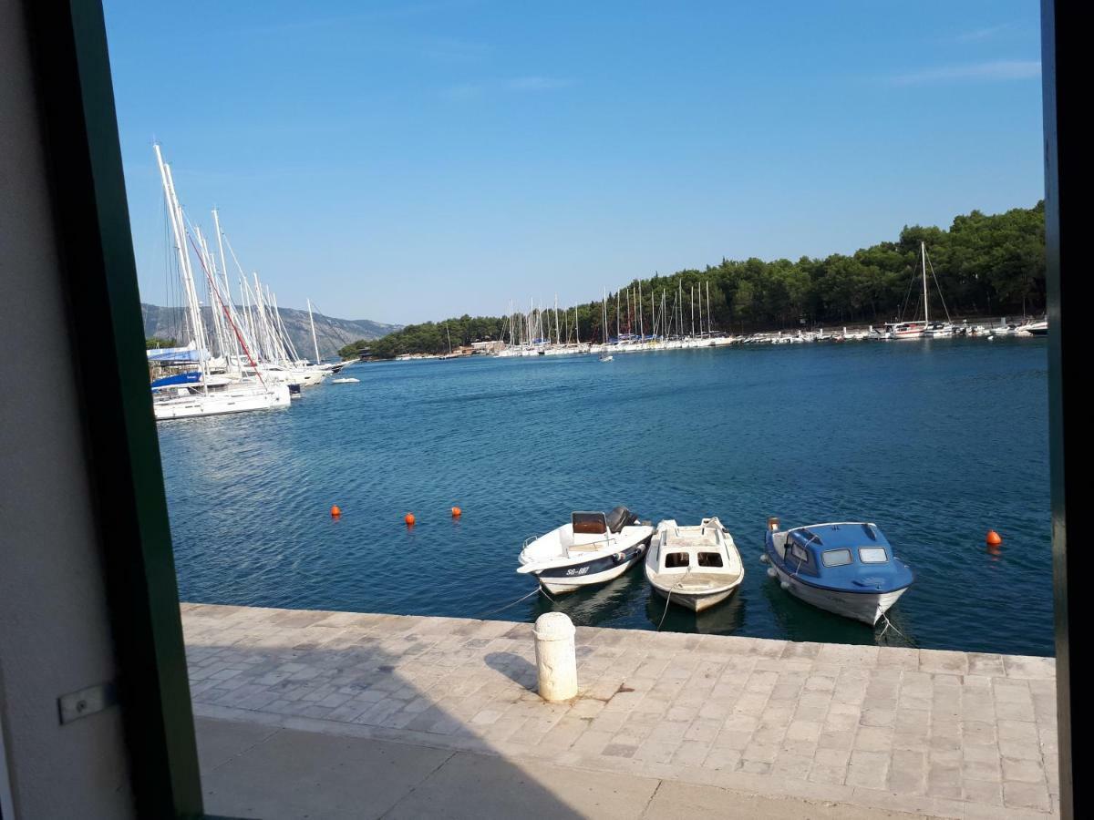 Ferienwohnung House At The Seafront Stari Grad  Exterior foto
